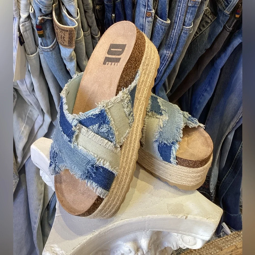 Dirty Laundry Blue Frayed Denim Platform Slide Sandals